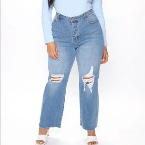Fashion Nova Distressed Mom Jean